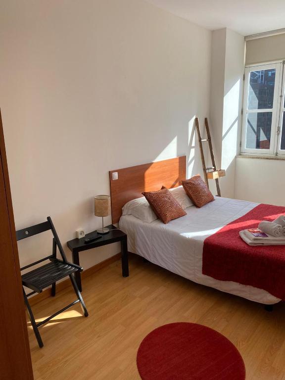 Двухместный (Стандартный двухместный номер с 1 кроватью и общей ванной комнатой) апартамента Formosa Oporto Apartments Group, Порту