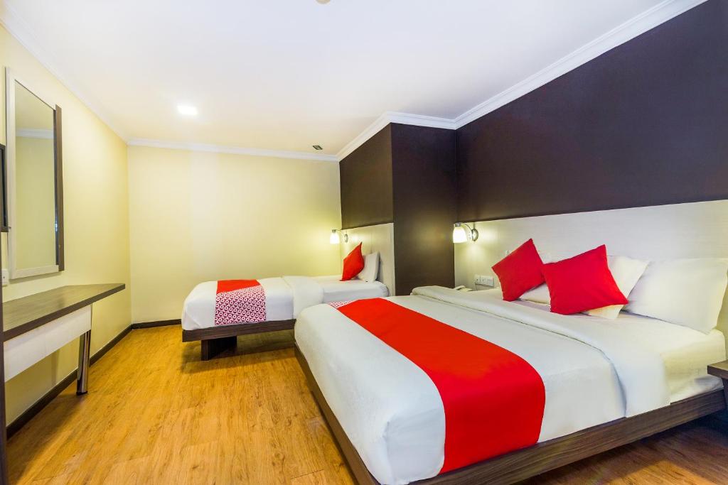 Сьюит (Улучшенный люкс) отеля OYO 431 Hotel De Grand Orchard, Куала-Лумпур