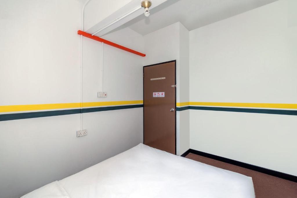 Двухместный (Стандартный двухместный номер с 1 кроватью) отеля SPOT ON 89936 Sutera Inn, Кота-Кинабалу