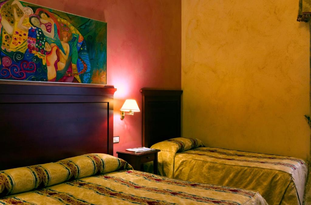 Трехместный (Трехместный номер) отеля Hotel Joli, Палермо