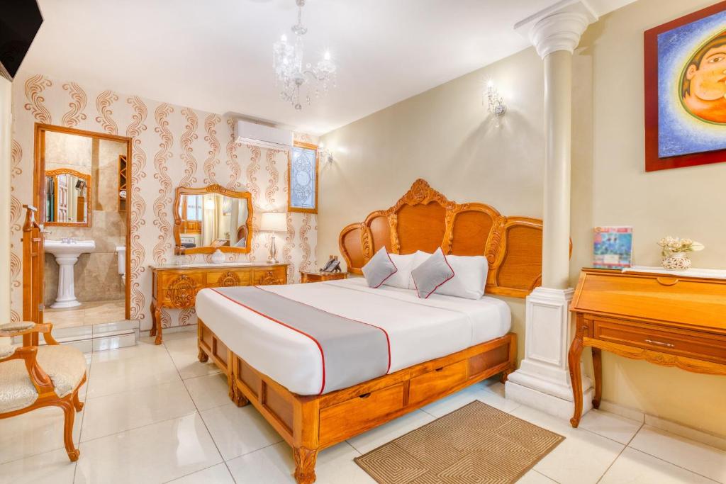 Двухместный (Номер Делюкс с кроватью размера «king-size») отеля Hotel Boutique Casa Garay, Оахака-де-Хуарес