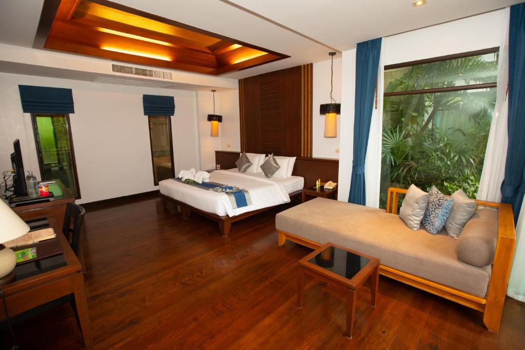 Двухместный (Двухместный номер с 1 кроватью или 2 отдельными кроватями и видом на бассейн) курортного отеля Railay Village, Краби