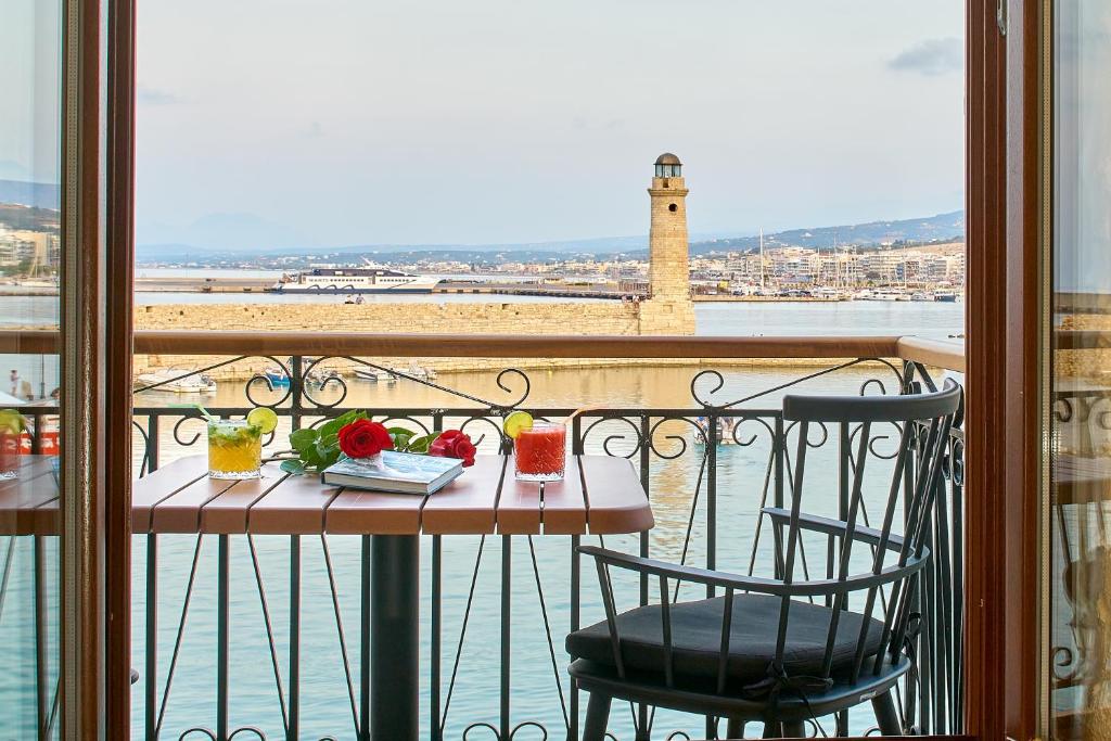 Сьюит (Люкс, вид на море) апартамента Vista Del Porto Luxury Suites, Ретимно, Крит