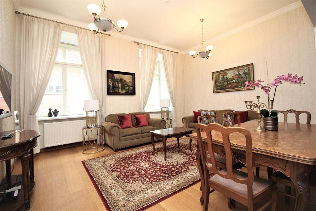 Апартаменты (Апартаменты Делюкс с сауной: Raekoja plats, 8), Tallinn City Apartments - Old Town