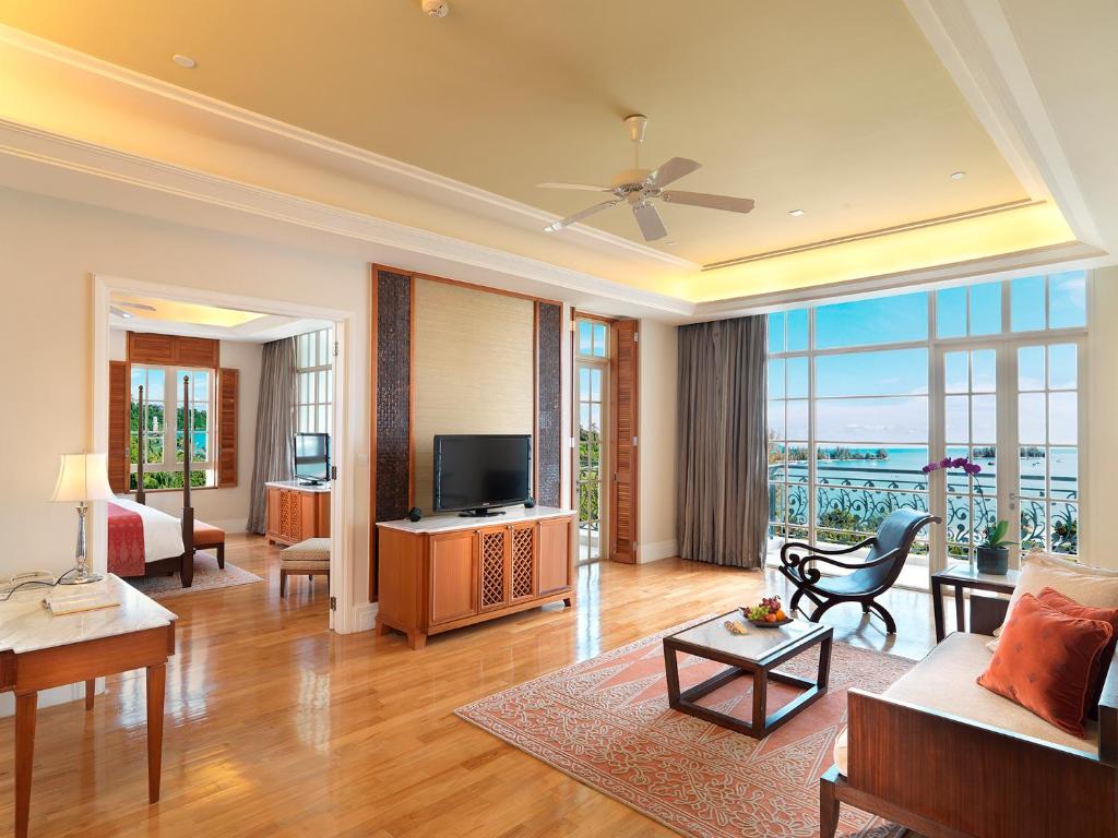 Двухместный (Countess Sea View Suite) курортного отеля The Danna Langkawi, Лангкави
