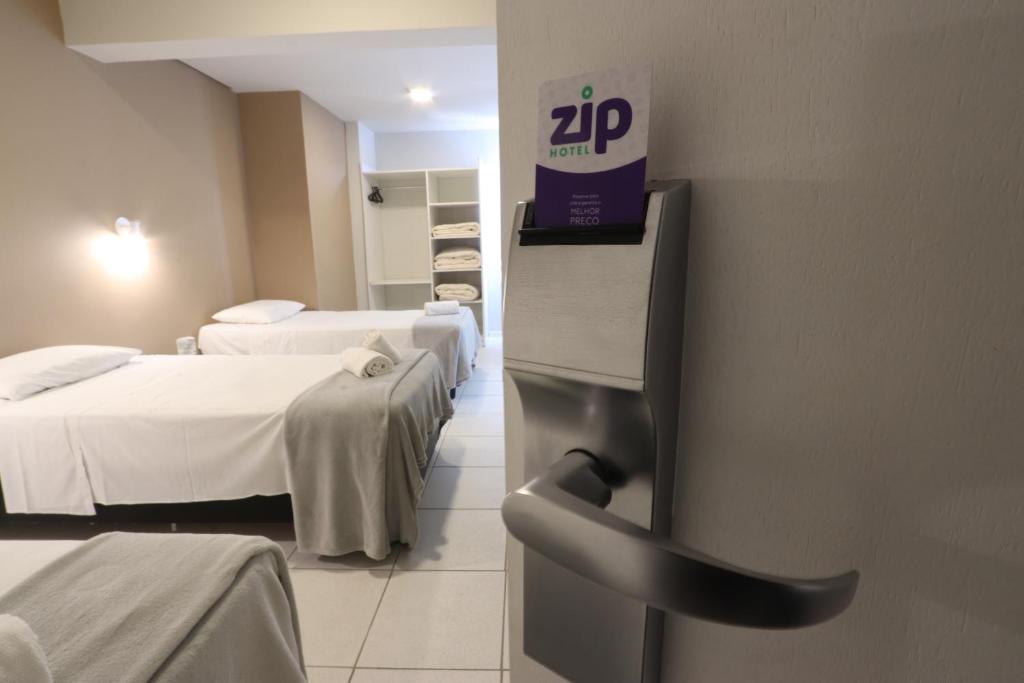 Отель Hotel Zip (Antigo Valerim Center), Флорианополис