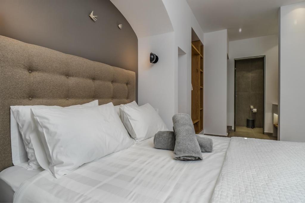 Сьюит (Суперлюкс), Symphony Suites Santorini