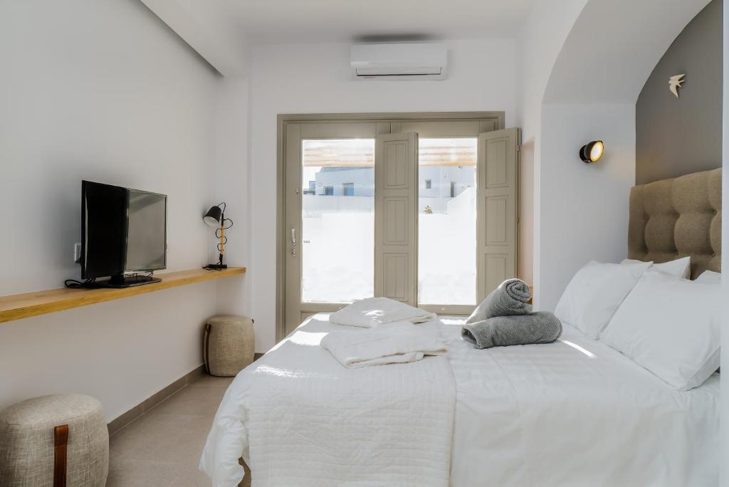 Сьюит (Суперлюкс), Symphony Suites Santorini