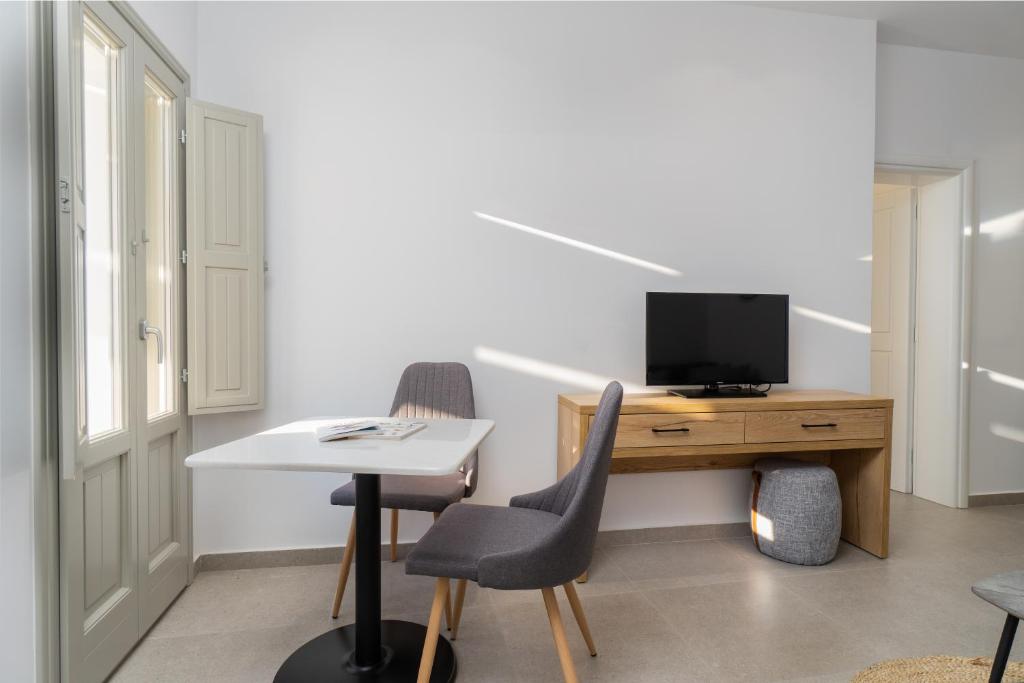 Сьюит (Суперлюкс), Symphony Suites Santorini