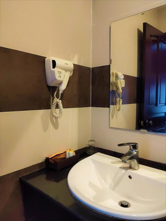 Сьюит (Улучшенный люкс) отеля New Hampton Suits-Tam Xuan Centre Hotel, Далат