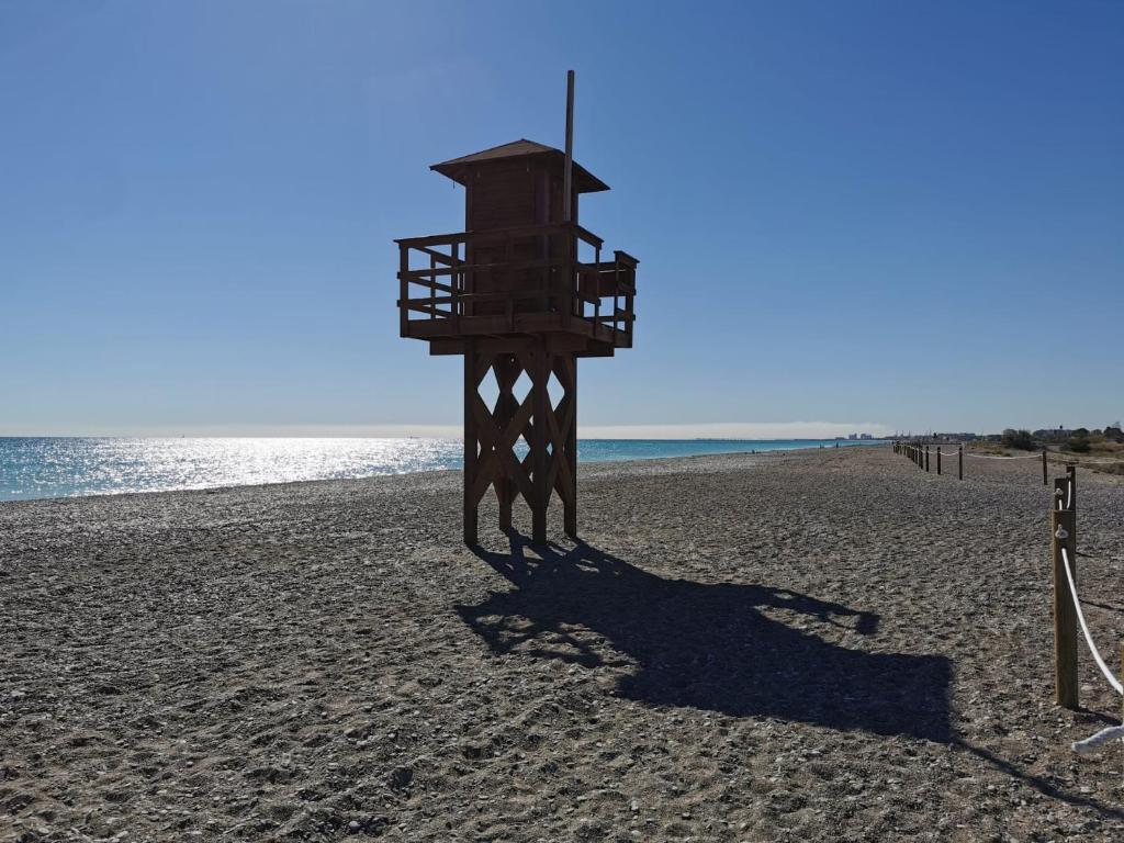 Номер (Бунгало), Adosado en la playa con piscina