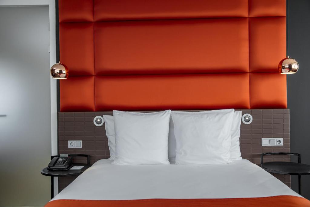 Двухместный (Стандартный двухместный номер с 1 кроватью или 2 отдельными кроватями) отеля Holiday Inn Amsterdam - Arena Towers, Амстердам