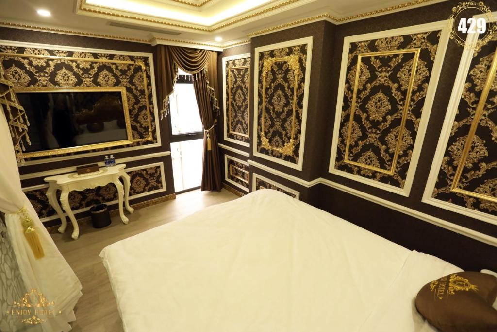 Двухместный (Номер с кроватью размера «queen-size» и видом на сад), Enjoy Hotel 6B