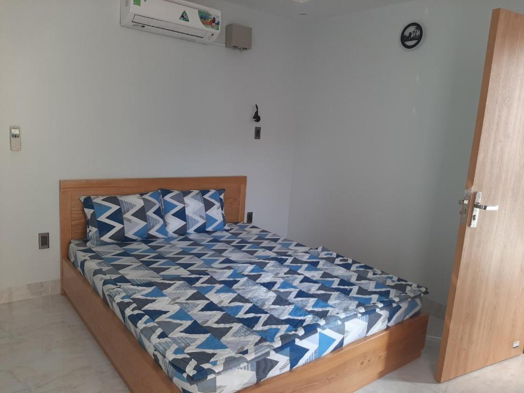 Двухместный (Номер с кроватью размера «king-size» и видом на горы), Homestay Vung Tau