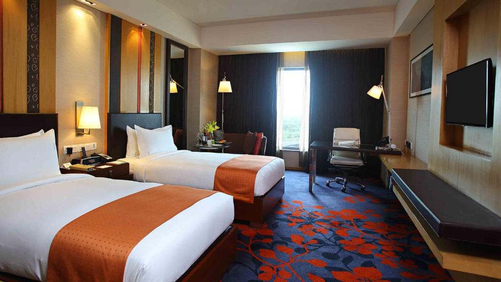 Двухместный (Двухместный номер Делюкс с 2 отдельными кроватями - Для некурящих) отеля Holiday Inn New Delhi Mayur Vihar Noida, Нью-Дели