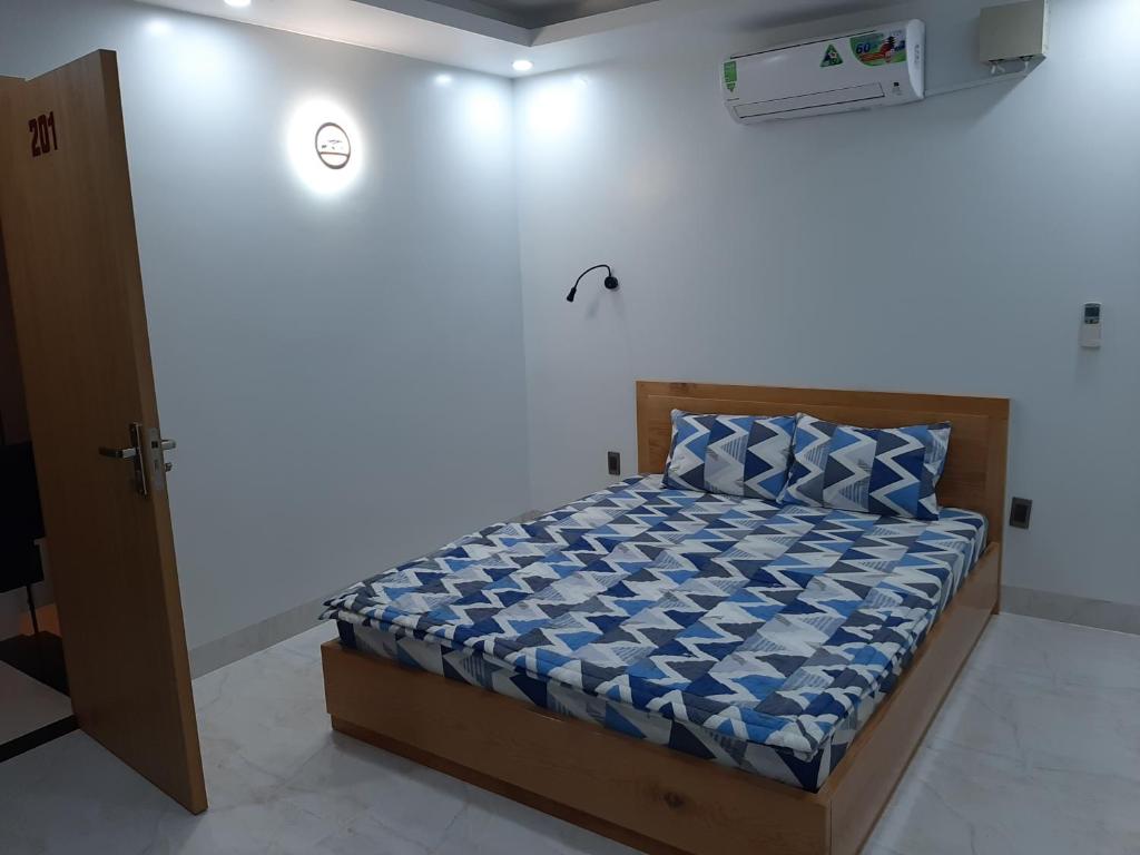 Двухместный (Номер с кроватью размера «king-size» и видом на горы), Homestay Vung Tau