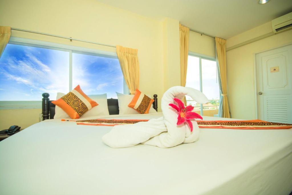 Двухместный (Двухместный номер Делюкс с 1 кроватью или 2 отдельными кроватями) отеля Submukda Phoomplace, Мукдахан