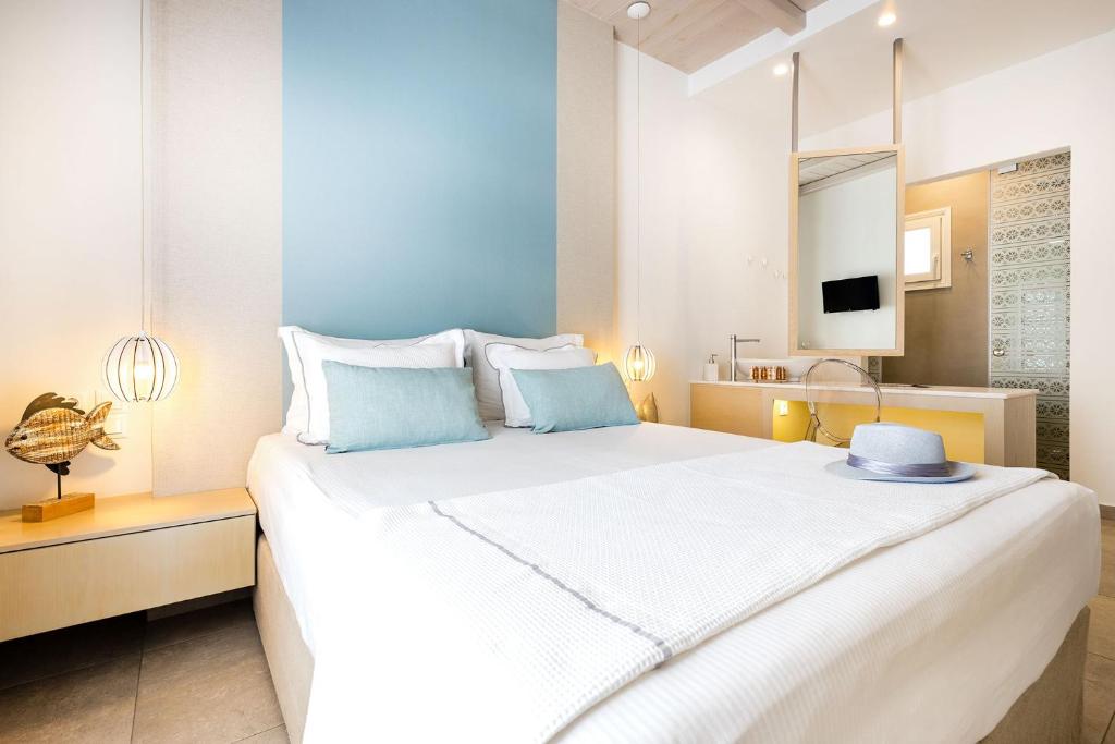 Двухместный (Двухместный номер Делюкс с 1 кроватью, террасой и видом на море) апарт-отеля Kandiani Bleu Ciel, Науса