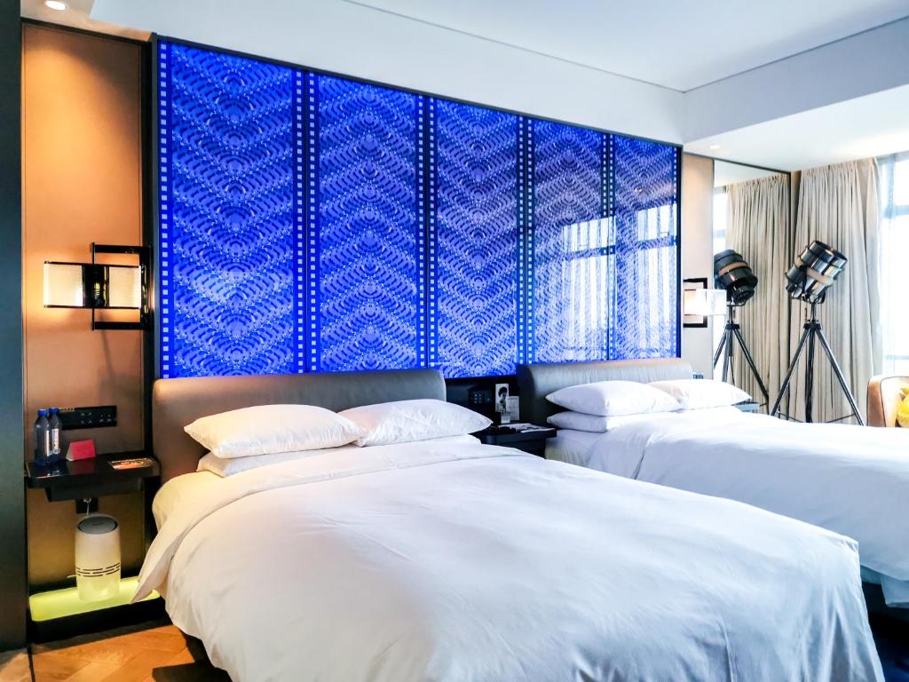 Двухместный (Luxury Twin Room inclusive Mini Bar), W Beijing Chang'an