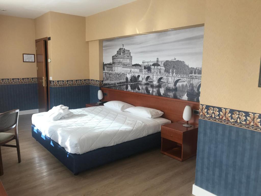 Двухместный (Улучшенный двухместный номер с 1 кроватью), Green Park Hotel Pamphili