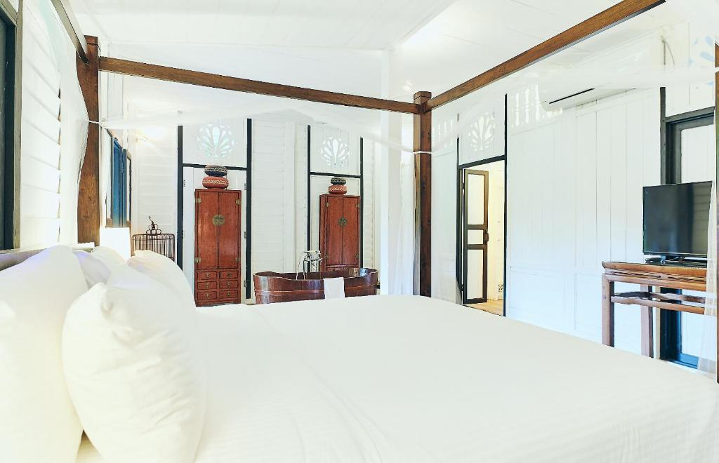 Сьюит (Deluxe Two-Bedroom Suite - Negri Sembilan House), Temple Tree Resort