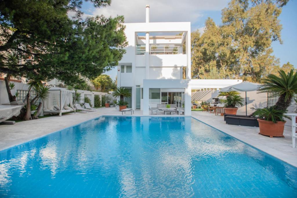 Вилла (Вилла), Perfect Athenian Villa