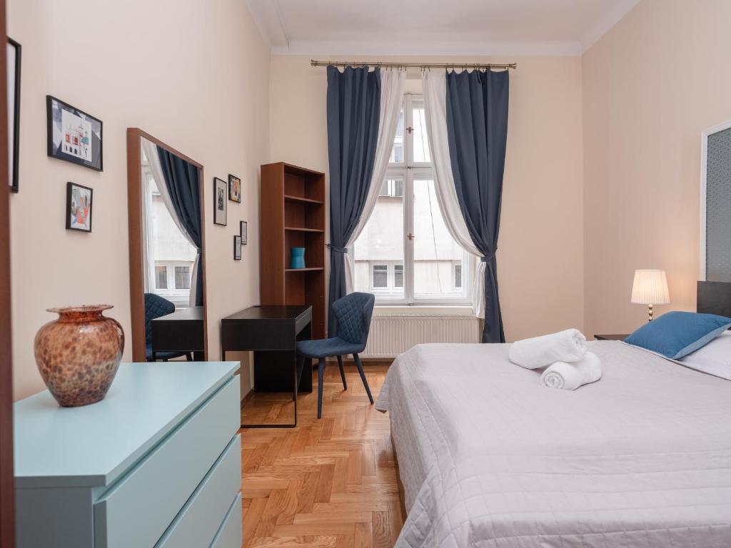 Апартаменты (Улучшенные апартаменты с 3 комнатами и видом на реку), Wawel Apartments - Jewish District