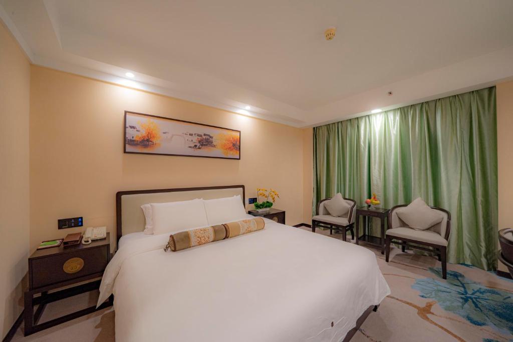 Двухместный (Двухместный номер бизнес-класса с 1 кроватью или 2 отдельными кроватями) отеля Guangdong Hotel, Гуанчжоу