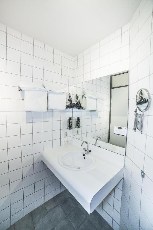 Двухместный (All Inclusive Double Room) отеля Hotel De Elderschans, Берген-оп-Зом