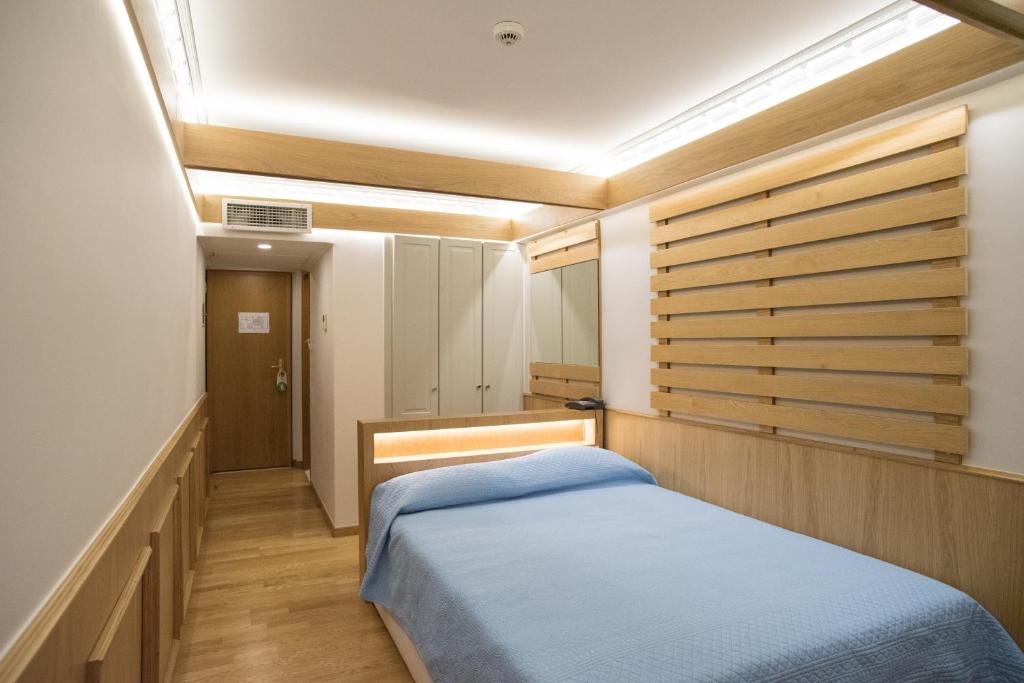 Двухместный (Бюджетный двухместный номер с 1 кроватью или 2 отдельными кроватями) отеля Hotel Byzantino, Патра