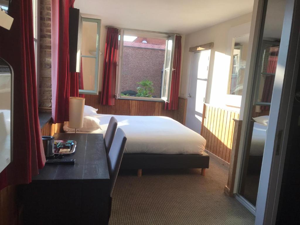 Двухместный (Двухместный номер с 1 кроватью или 2 отдельными кроватями) отеля Hotel Koffieboontje, Брюгге