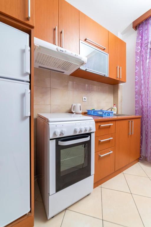 Апартаменты (Апартаменты с 1 спальней и балконом), Apartmani Jovan