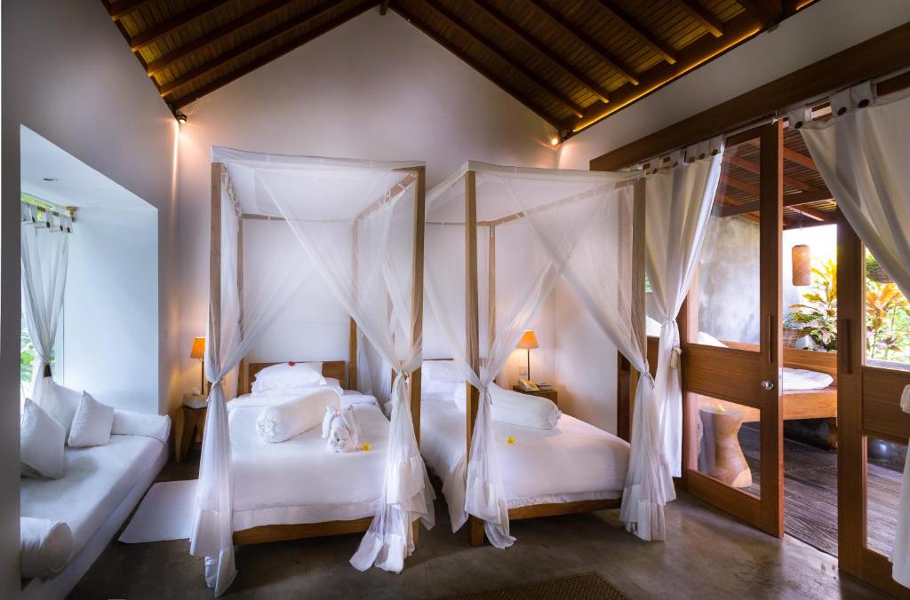 Вилла (Вилла с 2 спальнями, частным бассейном и видом на сад), De Ubud Villas & Spa