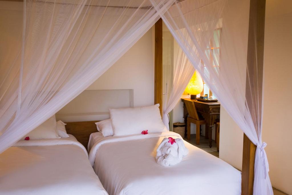 Вилла (Superior Two-Bedroom Villa with Private Pool and Free Benefit), De Ubud Villas & Spa