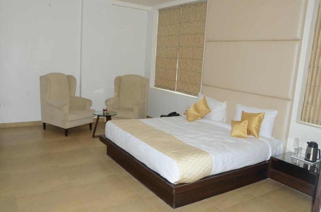 Сьюит (Люкс) отеля Hotel Apple Inn, Джайпур