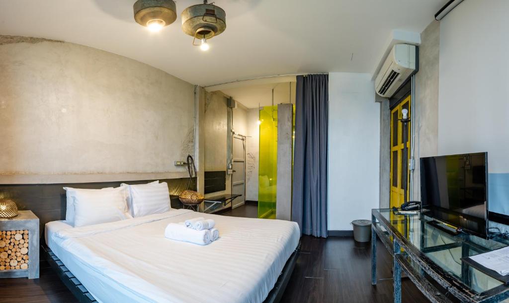 Двухместный (Двухместный номер Делюкс с 1 кроватью, вид на реку (13:00)) отеля Inn a day, Бангкок