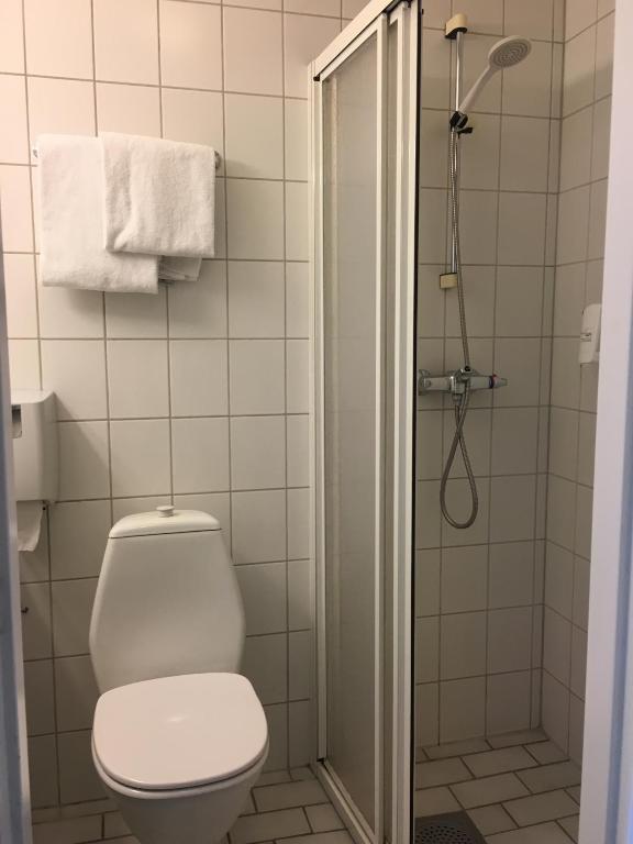 Двухместный (Small Economy Queen Room) отеля Bergstadens Hotel, Тронхейм