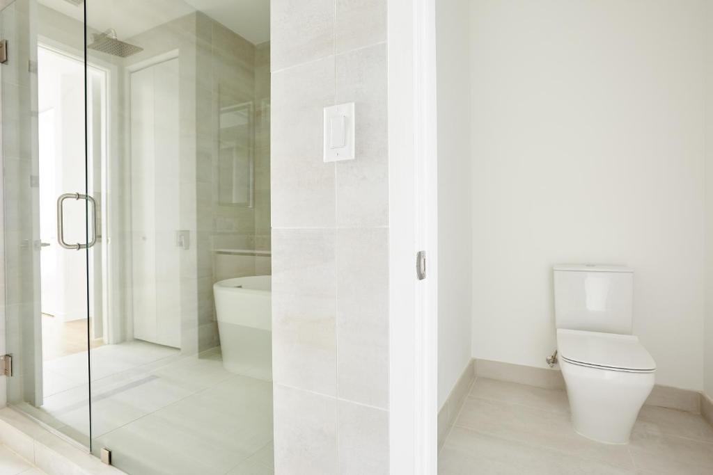 Сьюит (Люкс с балконом), Sonder l 17WEST