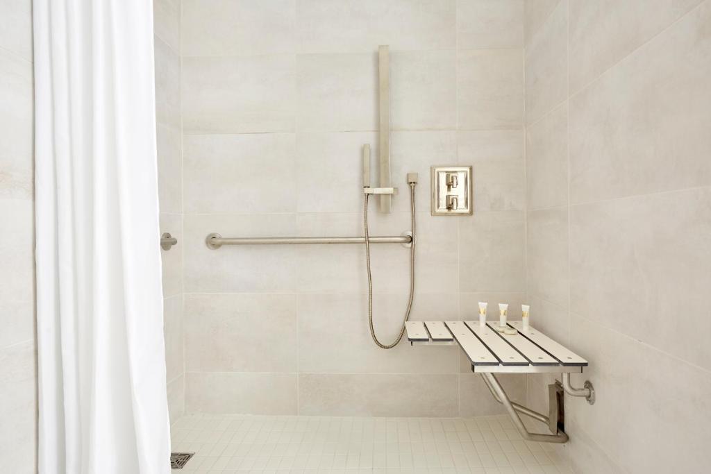 Сьюит (Люкс с террасой), Sonder l 17WEST