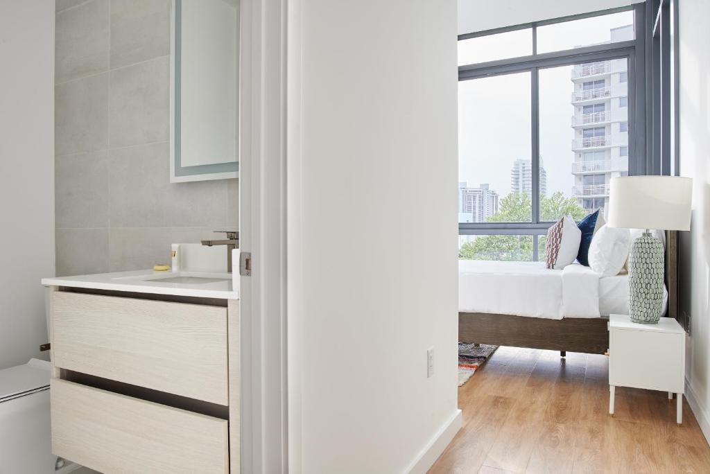 Сьюит (Суперлюкс с кроватью размера 