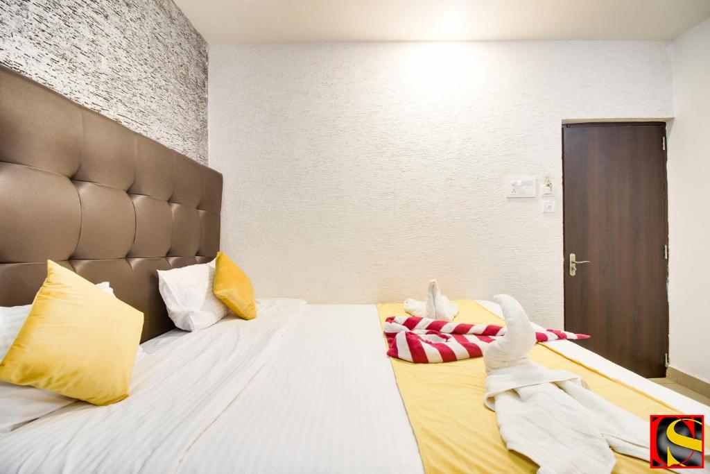 Двухместный (Двухместный номер Делюкс с 1 кроватью) курортного отеля Candolim Sands, Кандолим