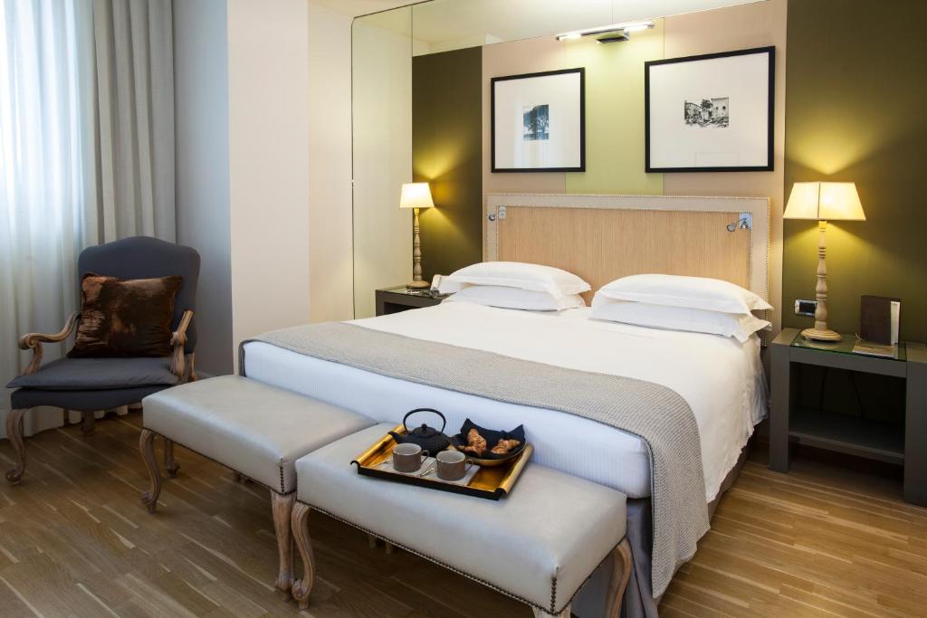 Двухместный (Двухместный номер Делюкс с 1 кроватью или 2 отдельными кроватями) отеля Starhotels Tuscany, Флоренция
