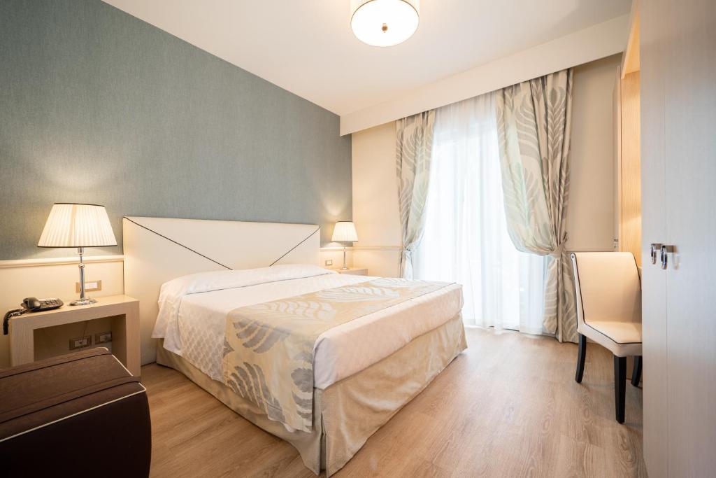 Двухместный (Двухместный номер с 1 кроватью и балконом) отеля Hotel Ariston Molino Terme, Абано-Терме