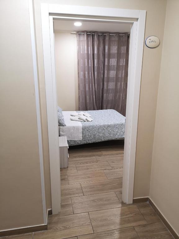 Трехместный (Triple Room with Balcony - Apartment Via 30) гостевого дома Via Trento 30, Салерно