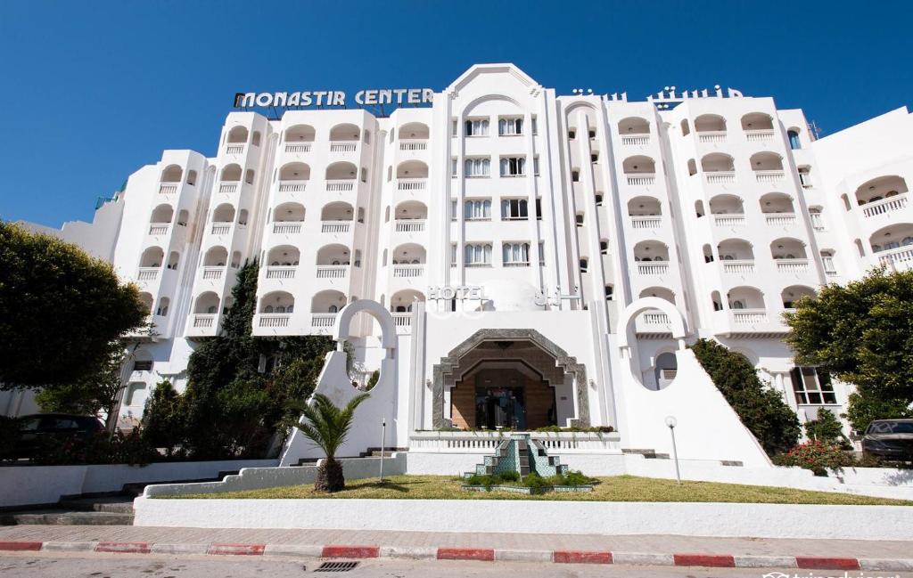 Отель Monastir Center, Монастир