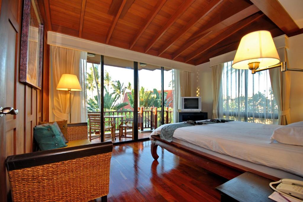 Курортный отель Baiyoke Seacoast Resort, Samui