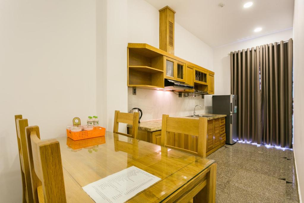 Апартаменты (Апартаменты), Kim Minh Apartment & Hotel