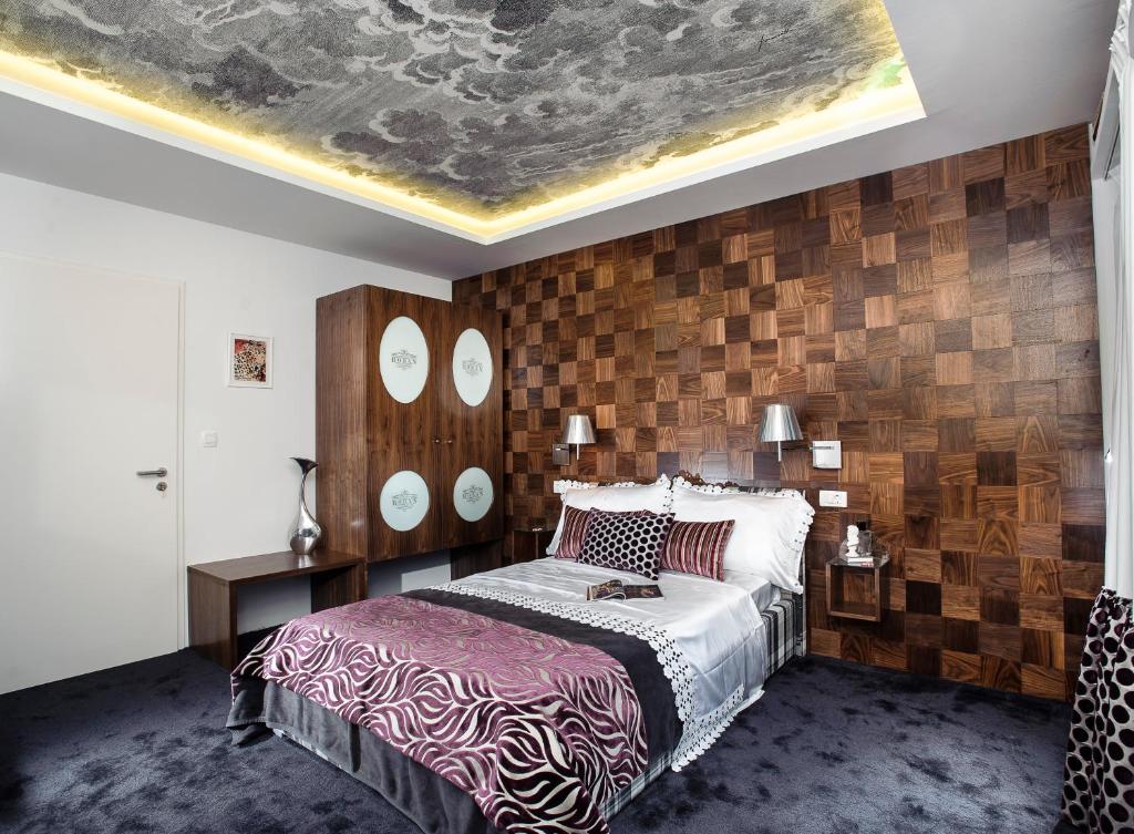 Двухместный (Улучшенный двухместный номер с 1 кроватью) отеля Boban Luxury Suites, Сплит