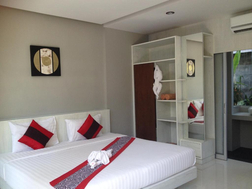 Двухместный (Стандартный двухместный номер с 1 кроватью или 2 отдельными кроватями) отеля Phu NaNa Boutique Hotel, Пхукет
