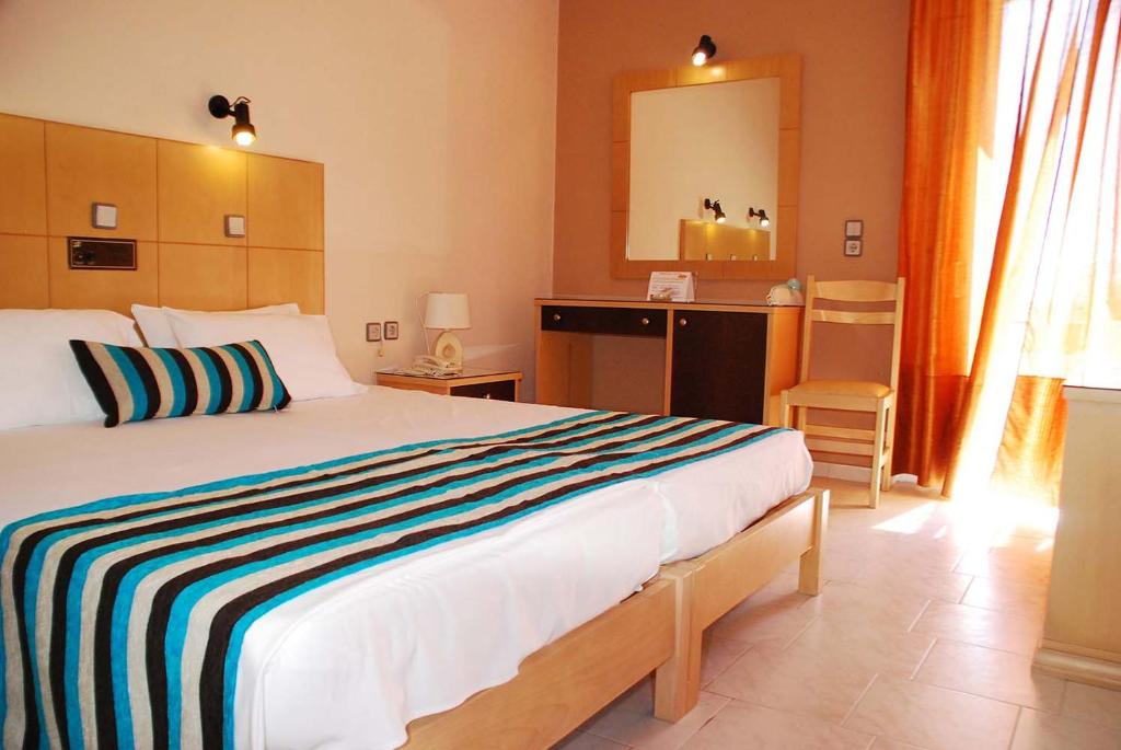 Двухместный (Двухместный номер с 1 кроватью с видом на море) отеля Ermioni Hotel, Георгиуполис